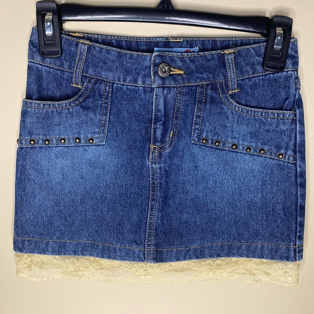 Girls denim skirt with lace trim